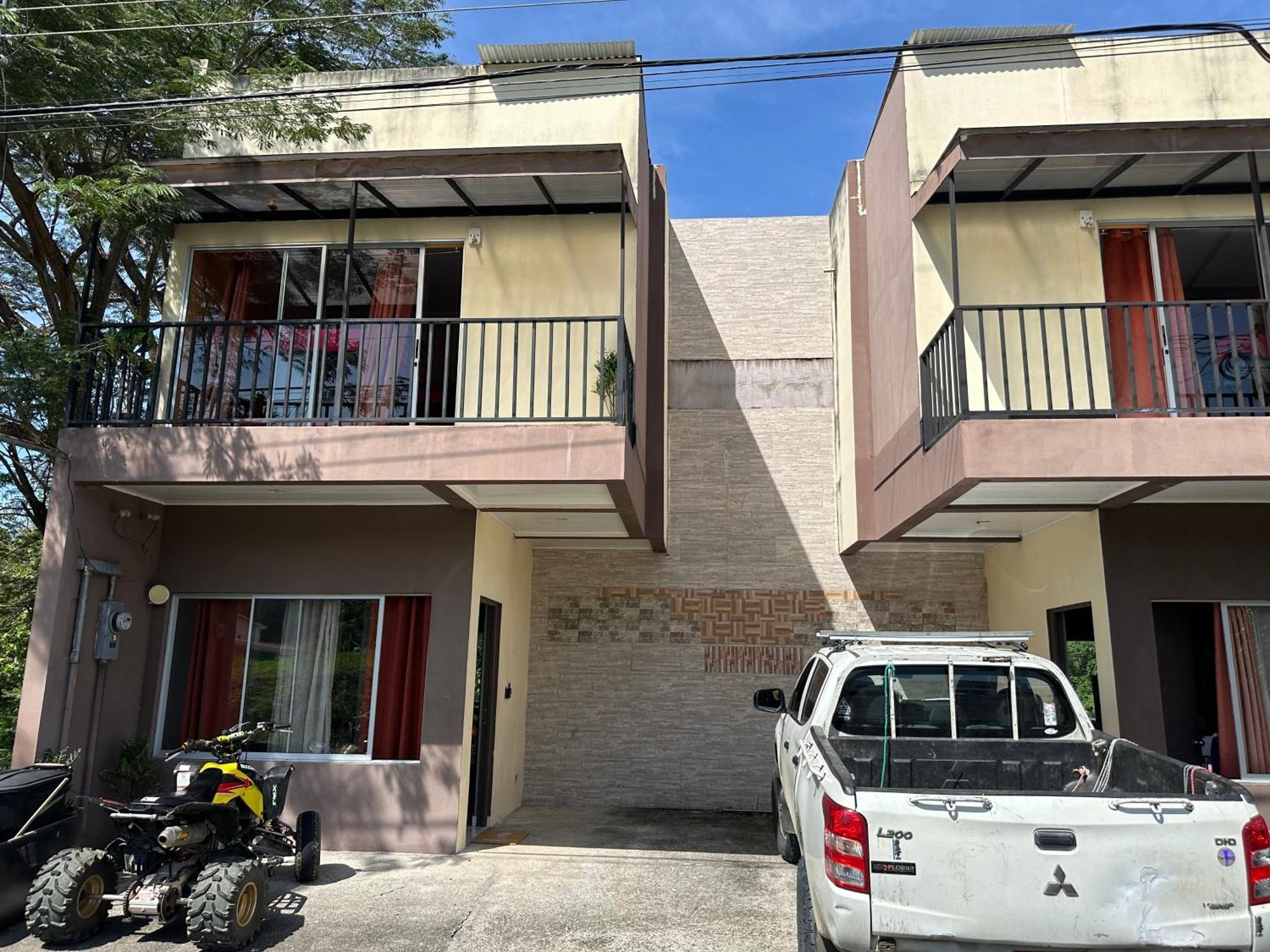 Punta Leona Beach Condos Jacó Exteriör bild