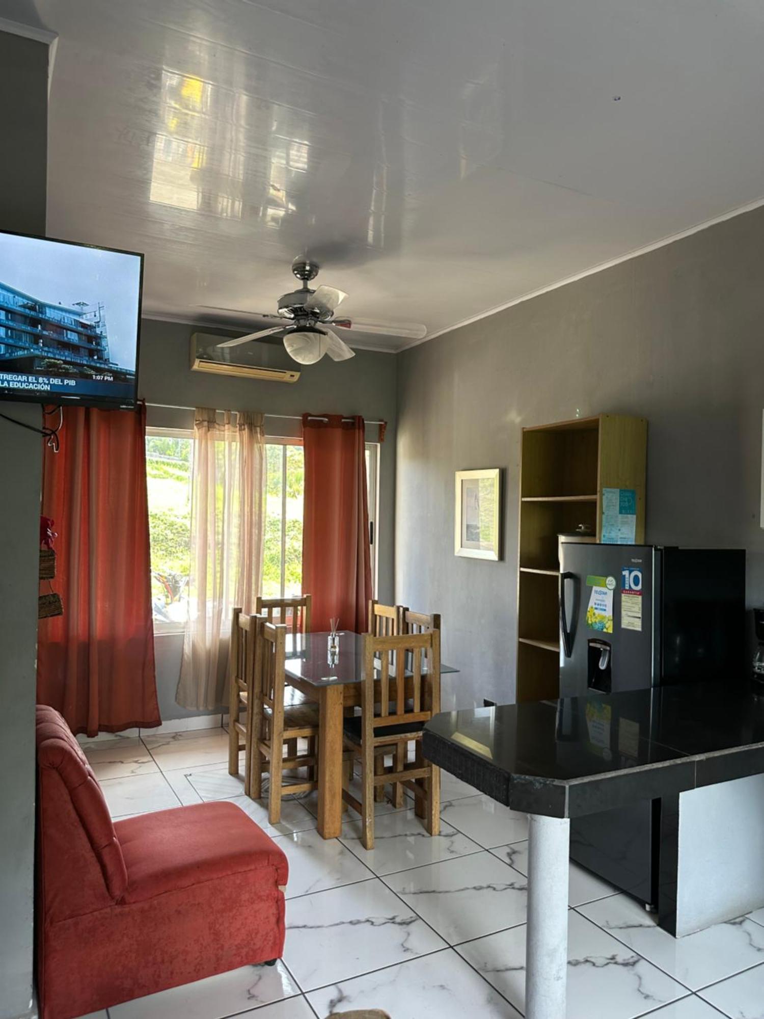 Punta Leona Beach Condos Jacó Exteriör bild